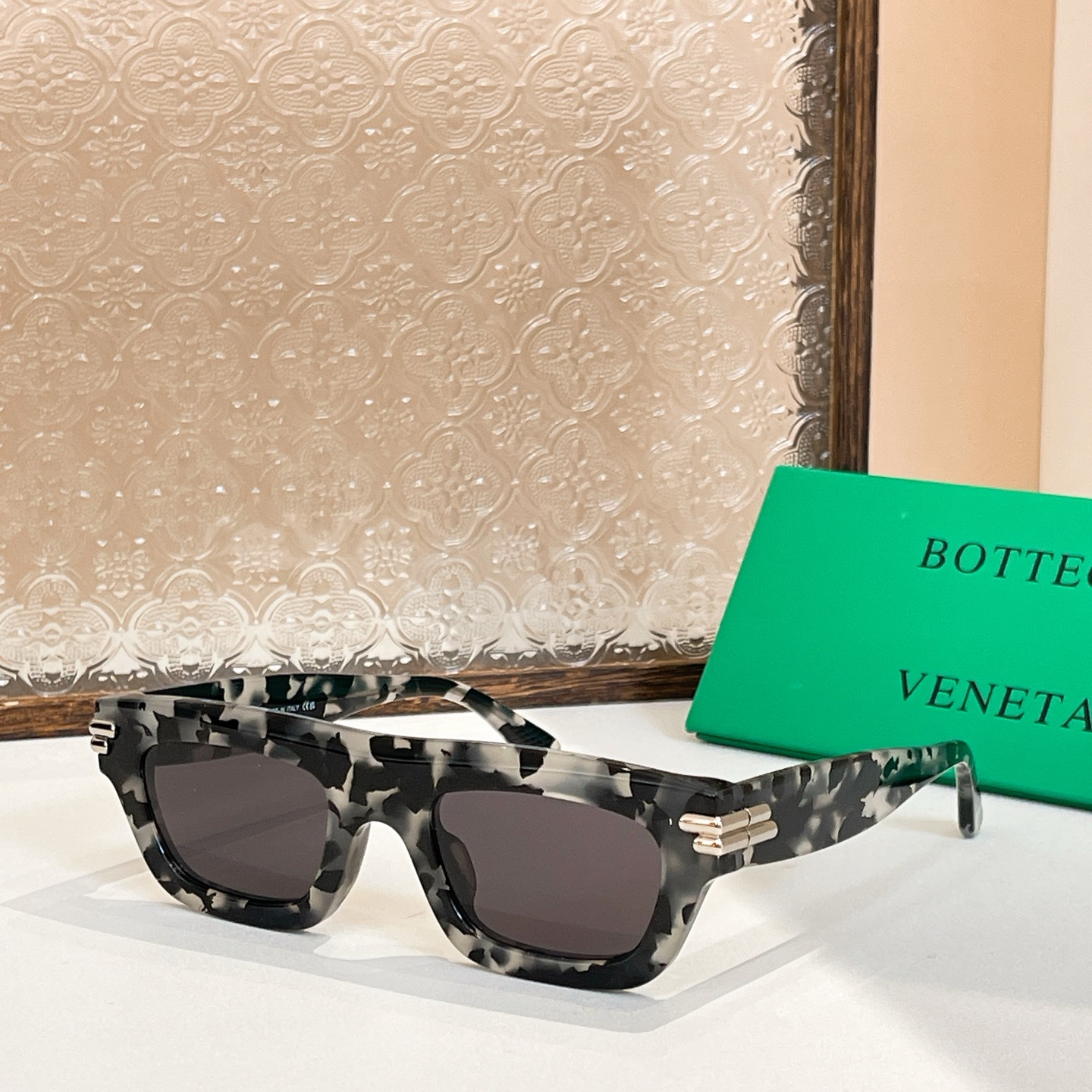 BOTTEGA VENET*🌟🌟🌟MODEL：BV1321S🌟🌟🌟SIZE：51口23-140🌟🌟🌟