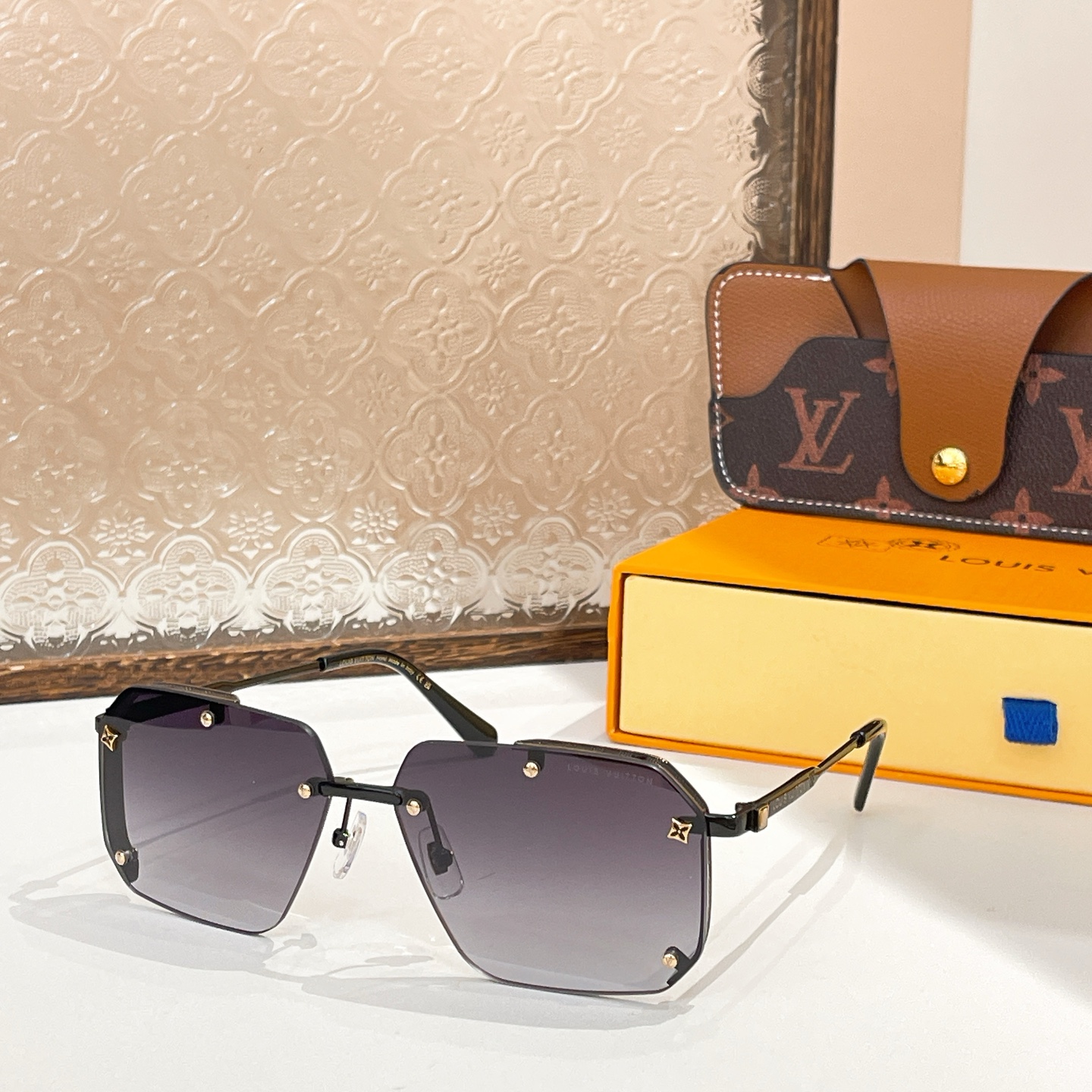 LOUIS VUITTO*🌟🌟🌟MODEL：Z1307🌟🌟🌟SIZE：61口14-145🌟🌟🌟