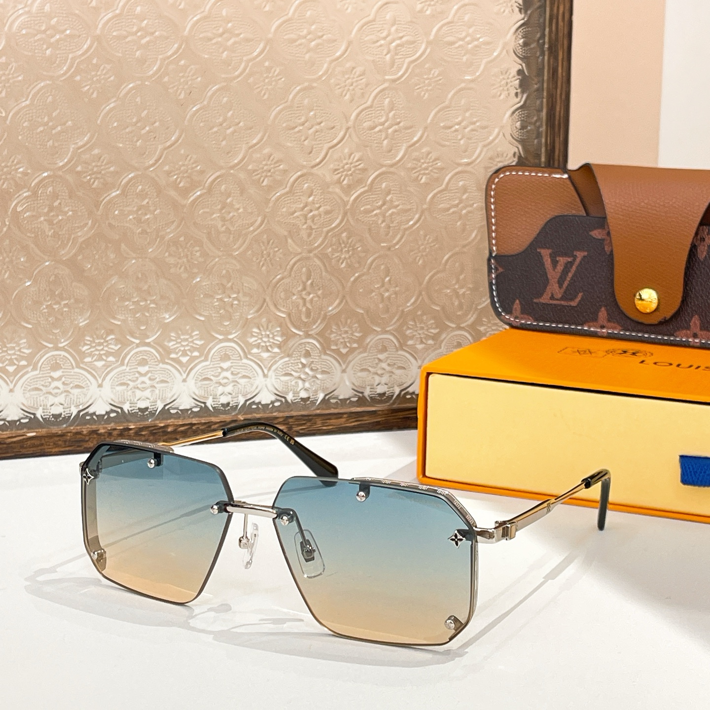 LOUIS VUITTO*🌟🌟🌟MODEL：Z1307🌟🌟🌟SIZE：61口14-145🌟🌟🌟