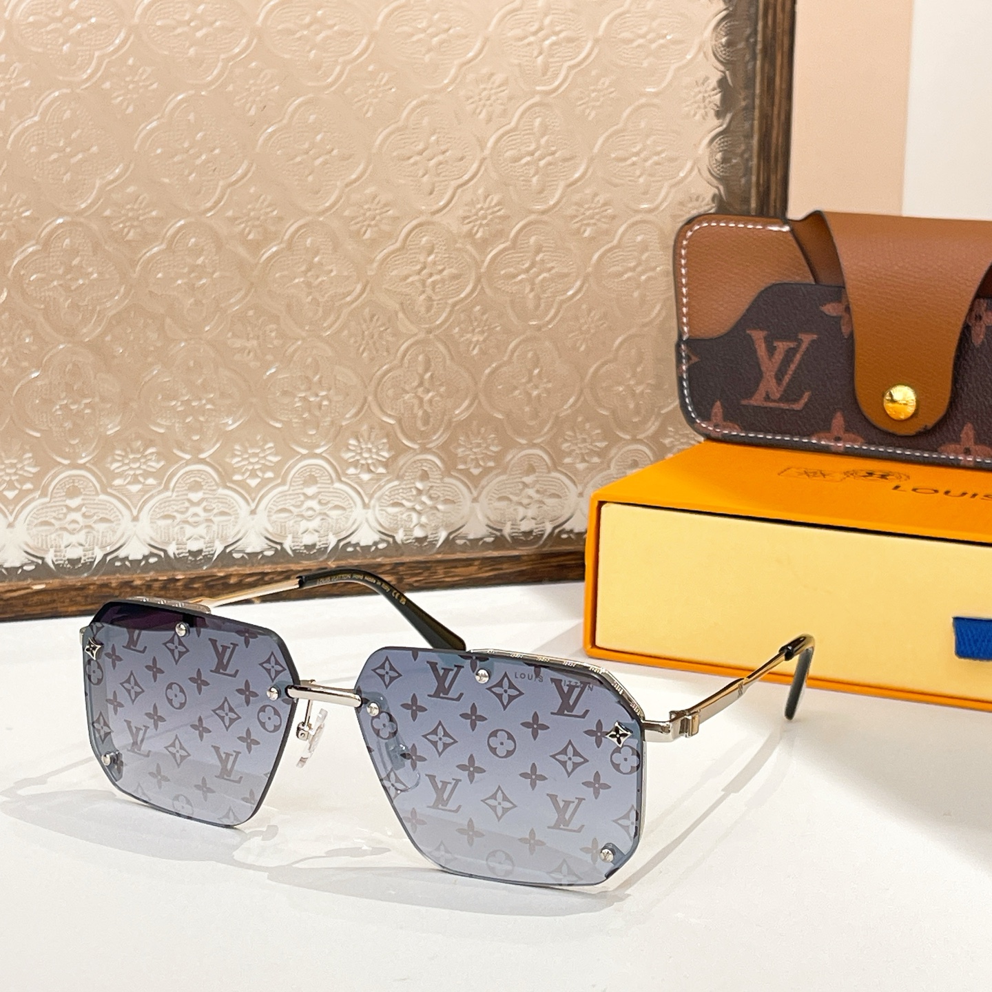 LOUIS VUITTO*🌟🌟🌟MODEL：Z1307🌟🌟🌟SIZE：61口14-145🌟🌟🌟