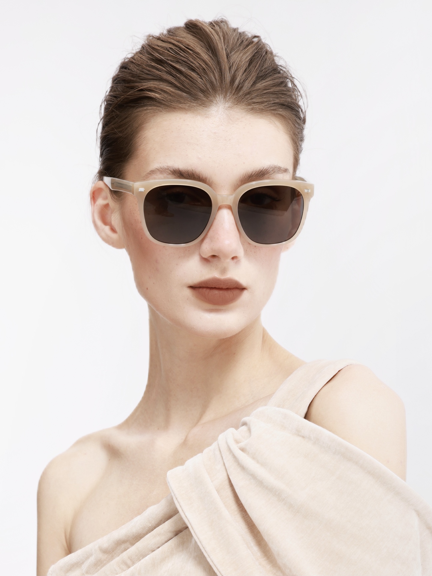 DIOR✨✨✨MODEL CD 0250S ✨✨✨SIZE：56口19-145✨✨