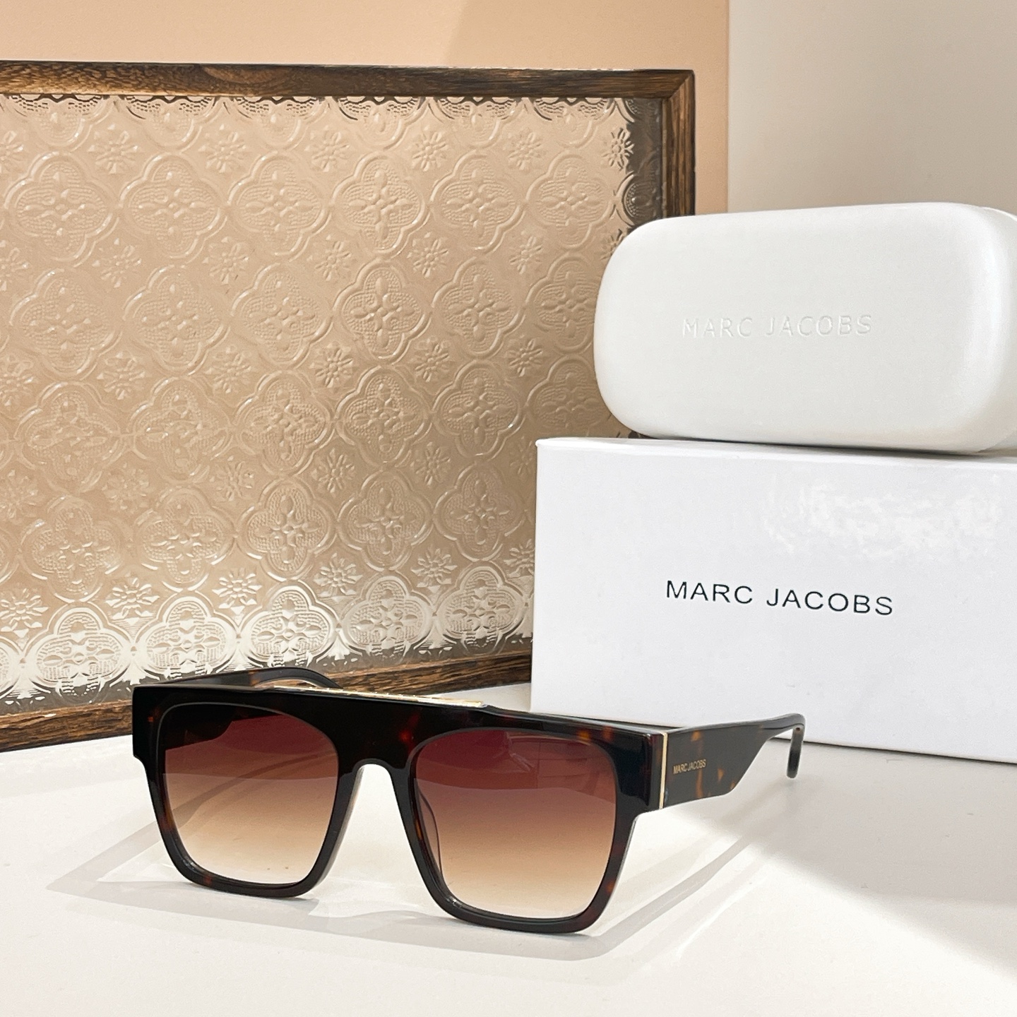 MARC JACOB*✨✨✨MODEL MARC 757/S✨✨✨SIZE 54口19-145✨✨✨