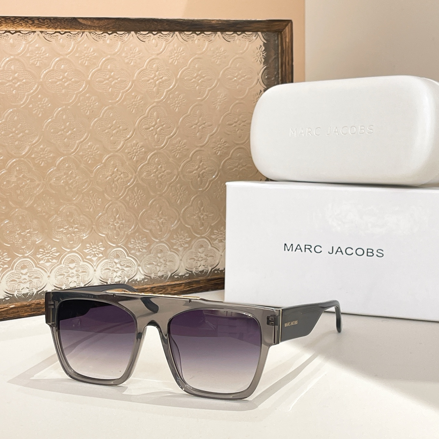MARC JACOB*✨✨✨MODEL MARC 757/S✨✨✨SIZE 54口19-145✨✨✨