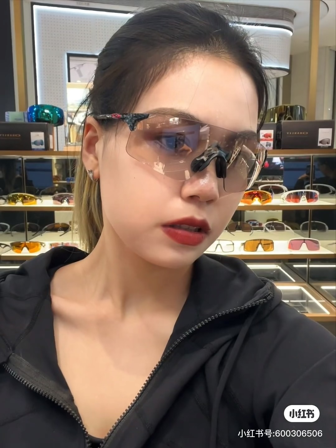 OAKLE*⚜️⚜️⚜️MODEL：OO9454⚜️⚜️⚜️SIZE：125⚜️⚜️⚜️透明是变色片~~