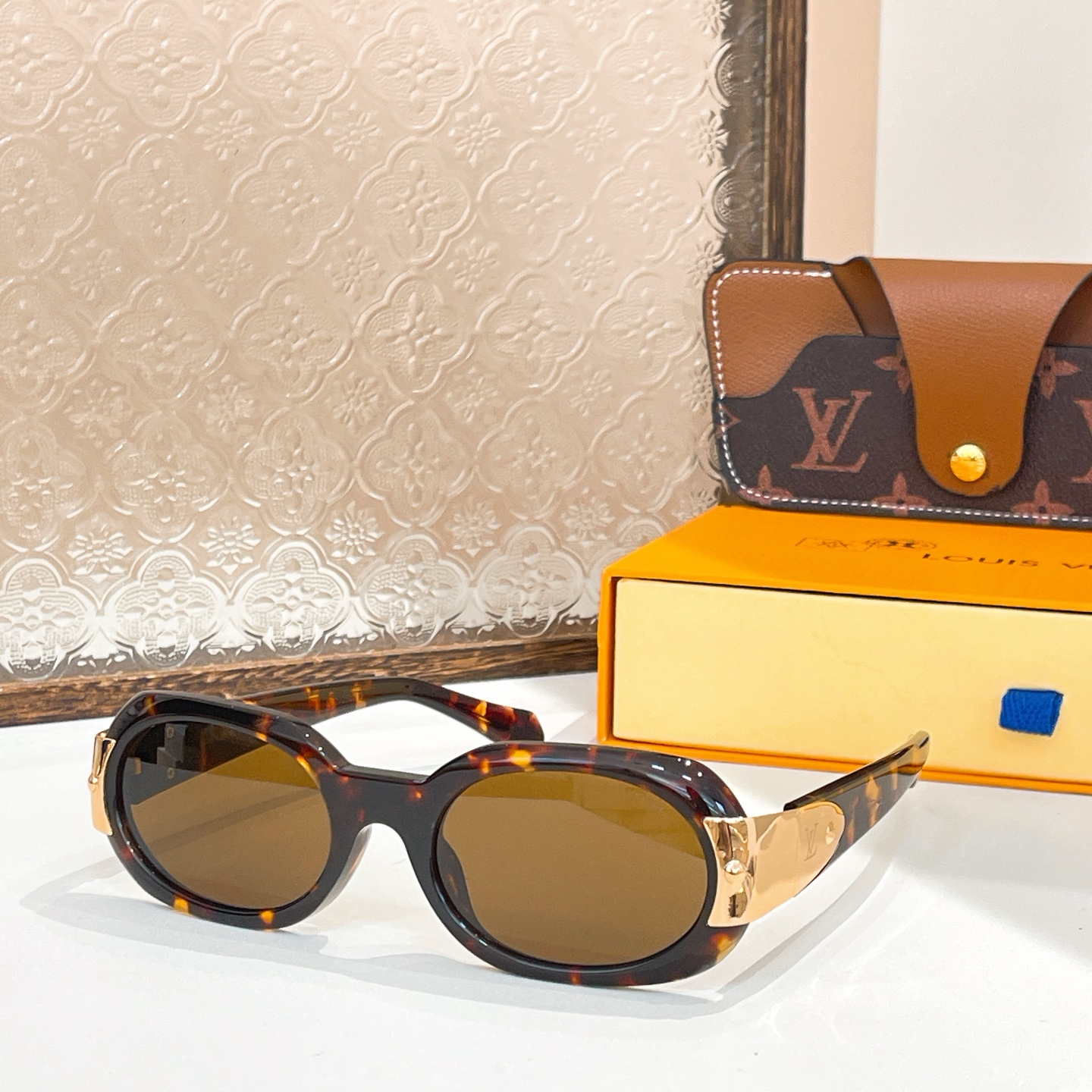 LOUIS VUITTO*🌟🌟🌟MODEL：Z2600U🌟🌟🌟SIZE：55口22-140🌟🌟🌟