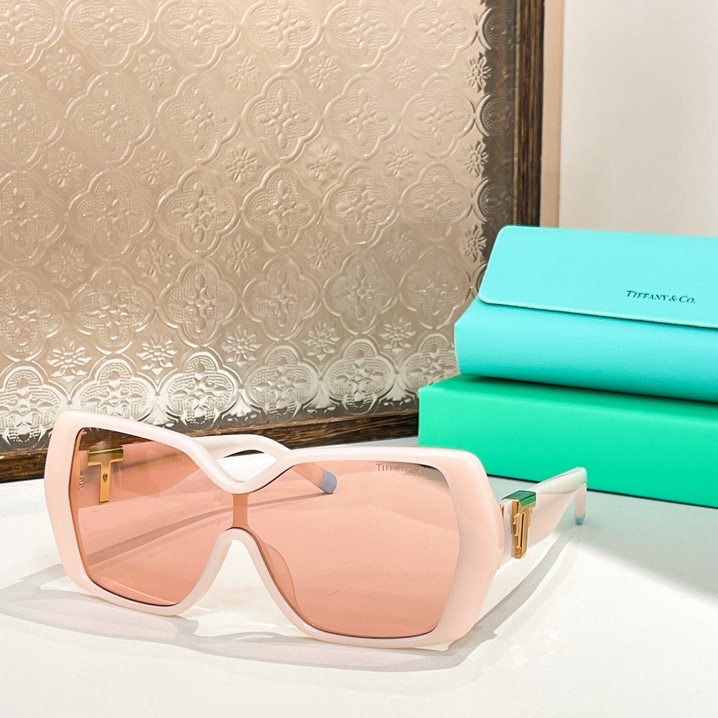 TIFFANY&Co.✨✨✨MODEL：TF4219✨✨✨ SIZE：130-145✨✨✨