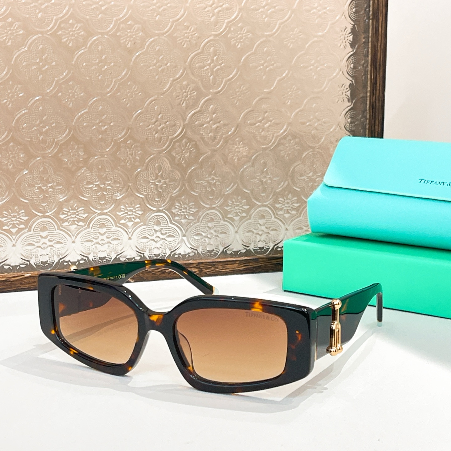 TIFFANY&Co.✨✨✨MODEL：TF4208U✨✨✨ SIZE：54口17-145✨✨✨