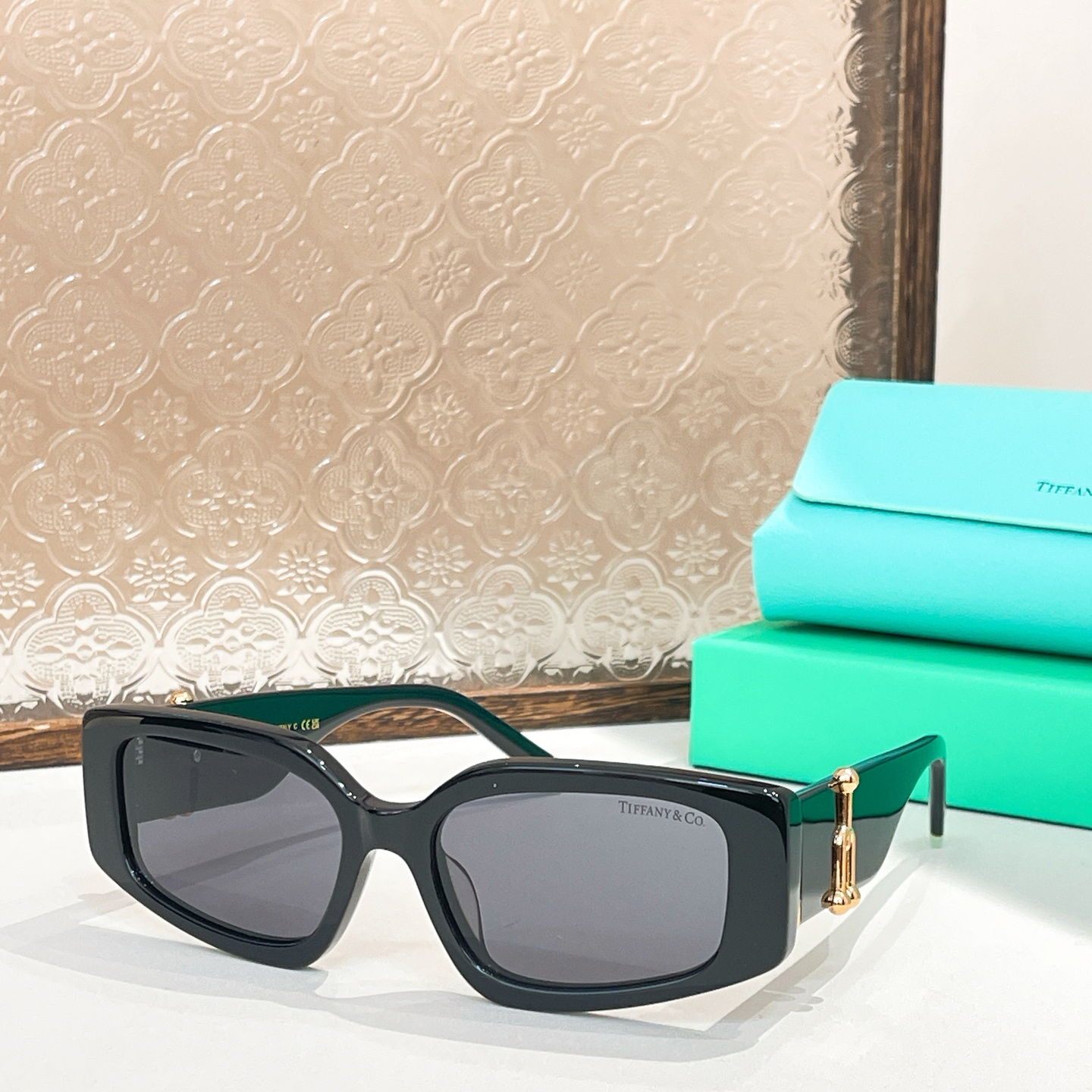 TIFFANY&Co.✨✨✨MODEL：TF4208U✨✨✨ SIZE：54口17-145✨✨✨