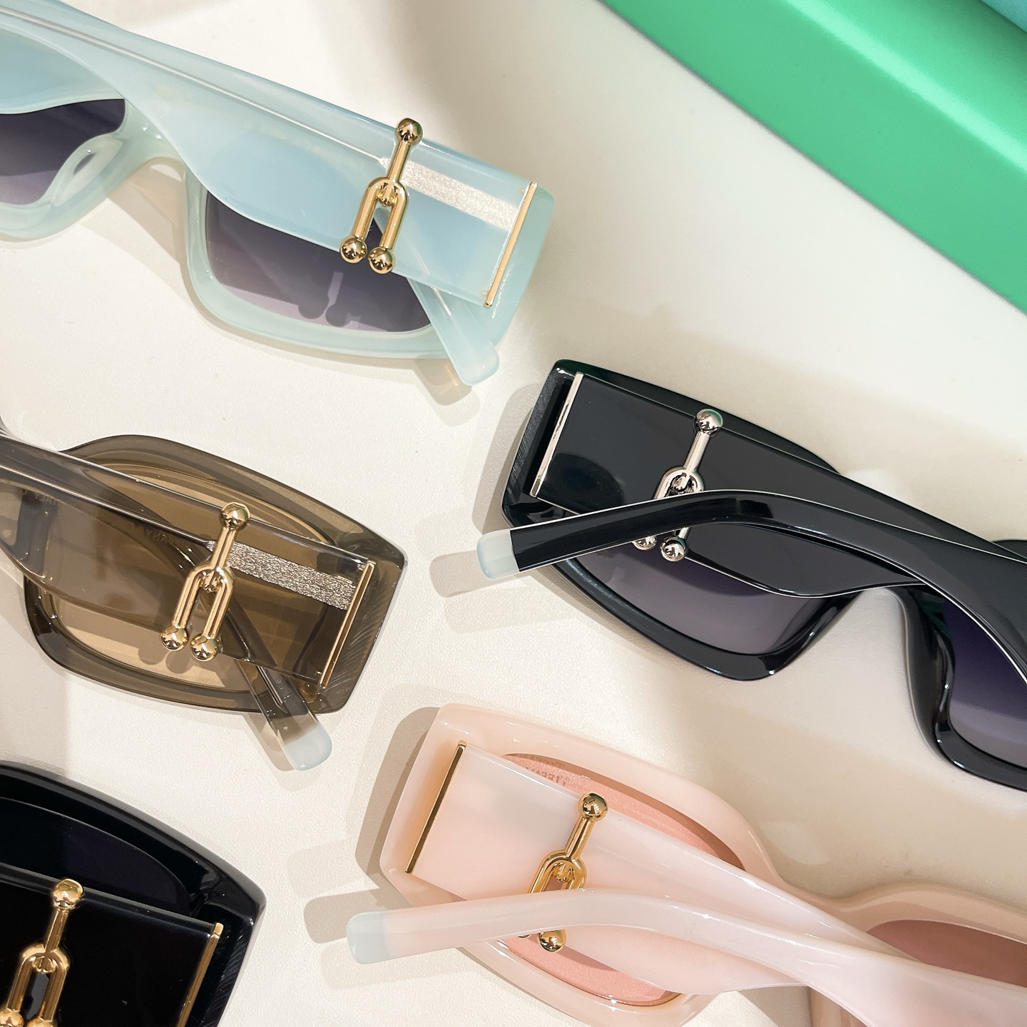 TIFFANY&Co.✨✨✨MODEL：TF4208U✨✨✨ SIZE：54口17-145✨✨✨