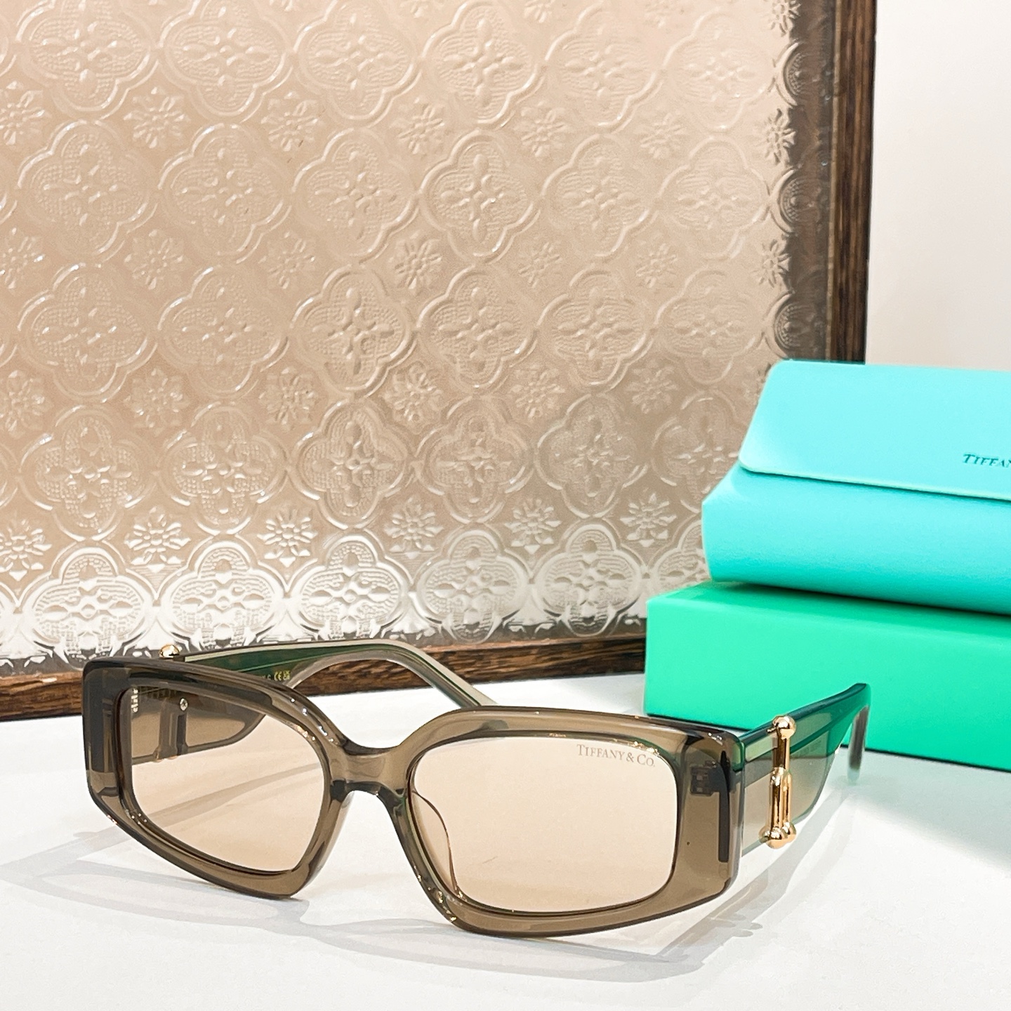 TIFFANY&Co.✨✨✨MODEL：TF4208U✨✨✨ SIZE：54口17-145✨✨✨