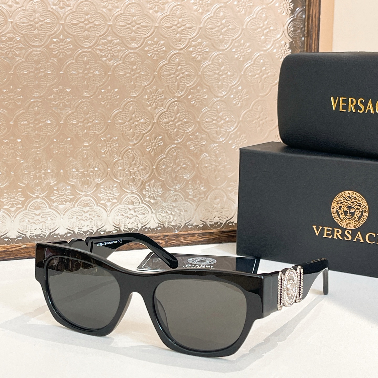 VERSAC*🌟🌟🌟MODEL：OVE 4479🌟🌟🌟SIZE：52口19-140🌟🌟🌟