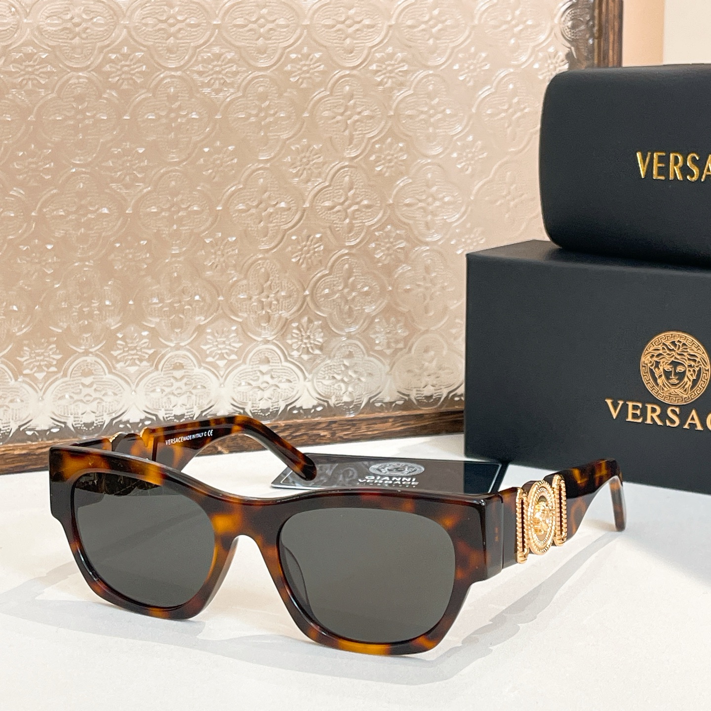 VERSAC*🌟🌟🌟MODEL：OVE 4479🌟🌟🌟SIZE：52口19-140🌟🌟🌟
