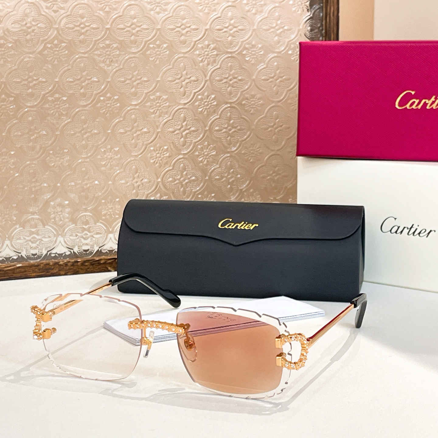 Cartie*✨✨✨MODEL：CT0602S ✨✨✨SIZE 56口18-145✨✨✨ ，变色镜片～