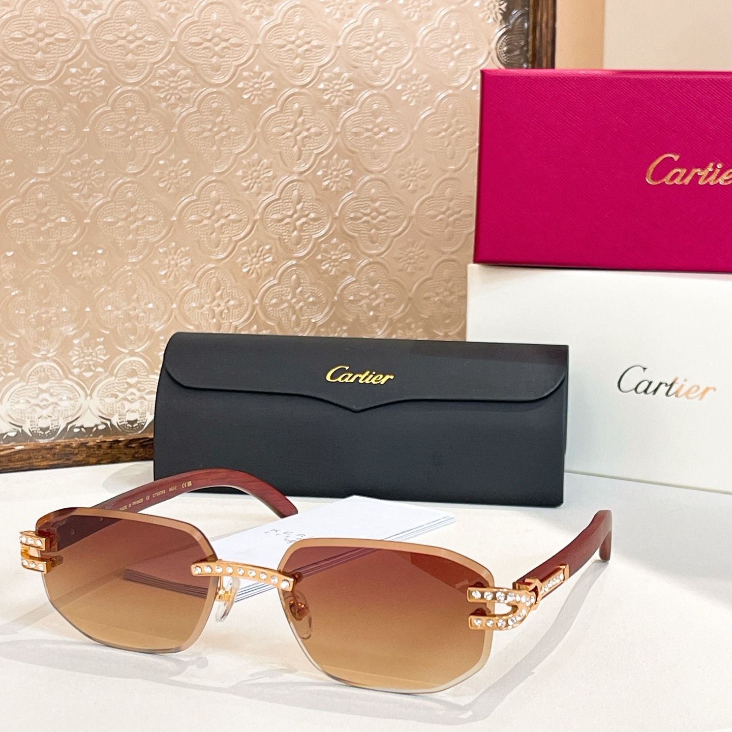 Cartie*✨✨✨MODEL：CT0570S  ✨✨✨SIZE 56口18-145✨✨✨ ，变色镜片～