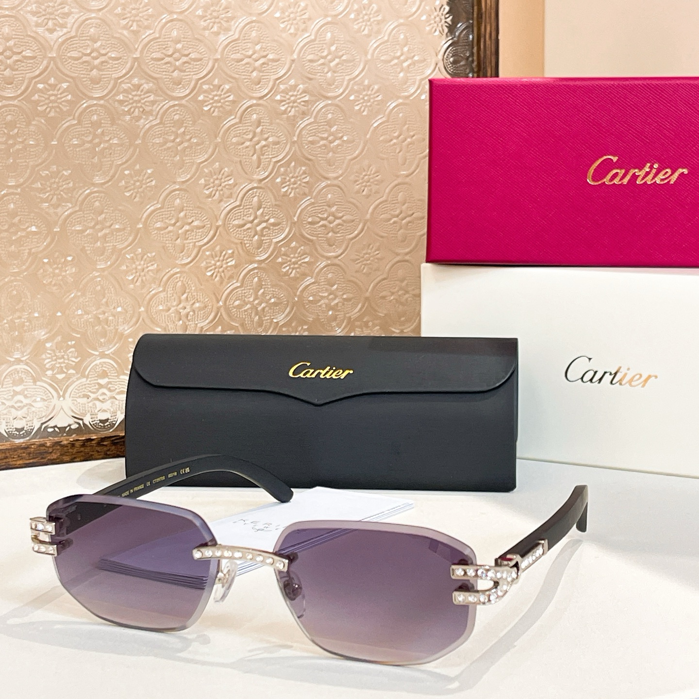 Cartie*✨✨✨MODEL：CT0570S  ✨✨✨SIZE 56口18-145✨✨✨ ，变色镜片～