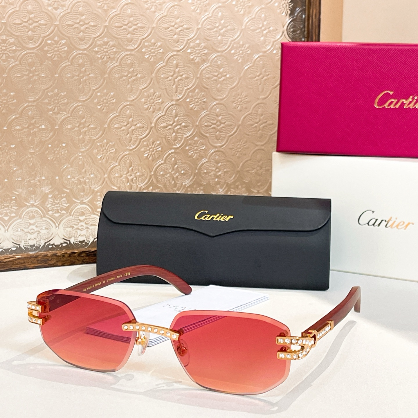 Cartie*✨✨✨MODEL：CT0570S  ✨✨✨SIZE 56口18-145✨✨✨ ，变色镜片～