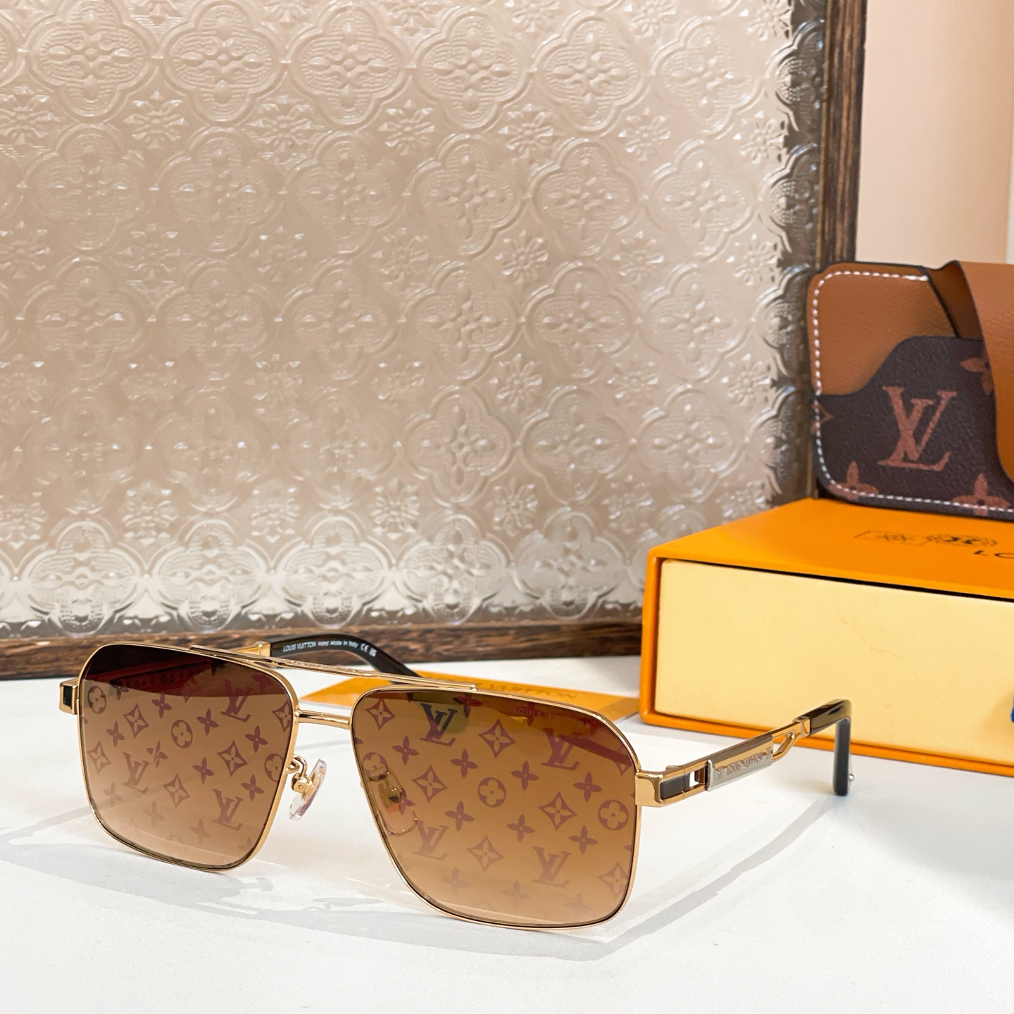 LOUIS VUITTO*🌟🌟🌟MODEL：Z1303 🌟🌟🌟SIZE：57口16-145🌟🌟🌟