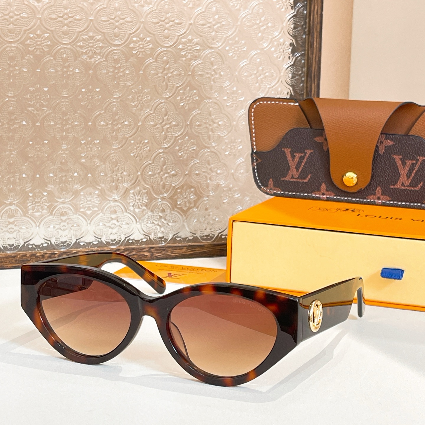 LOUIS VUITTO*🌟🌟🌟MODEL：Z2027U🌟🌟🌟SIZE：55口18-145🌟🌟🌟