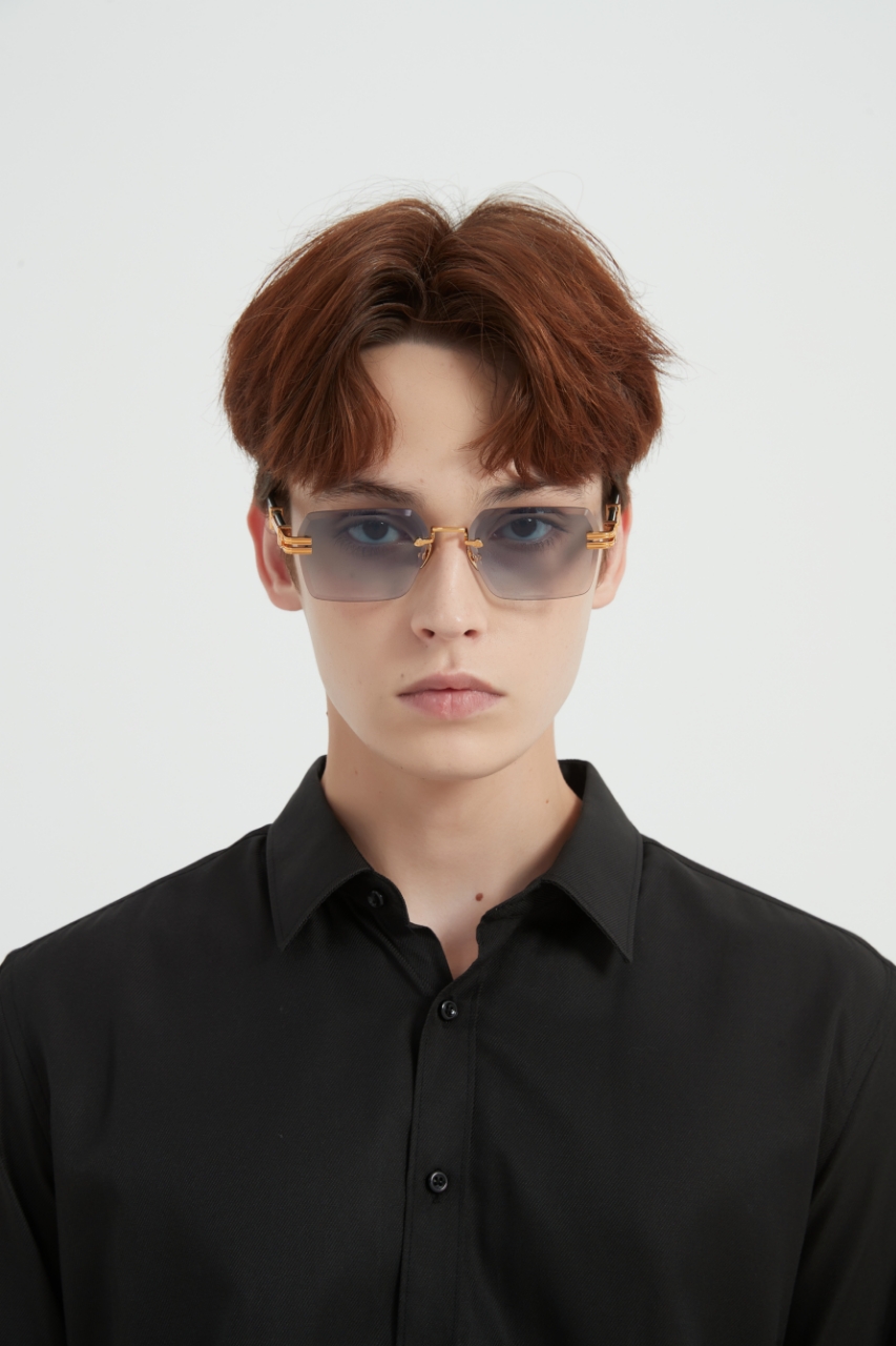  MAYBACH迈
MODELTHE PRODUCER II
SIZE：56口17-145
