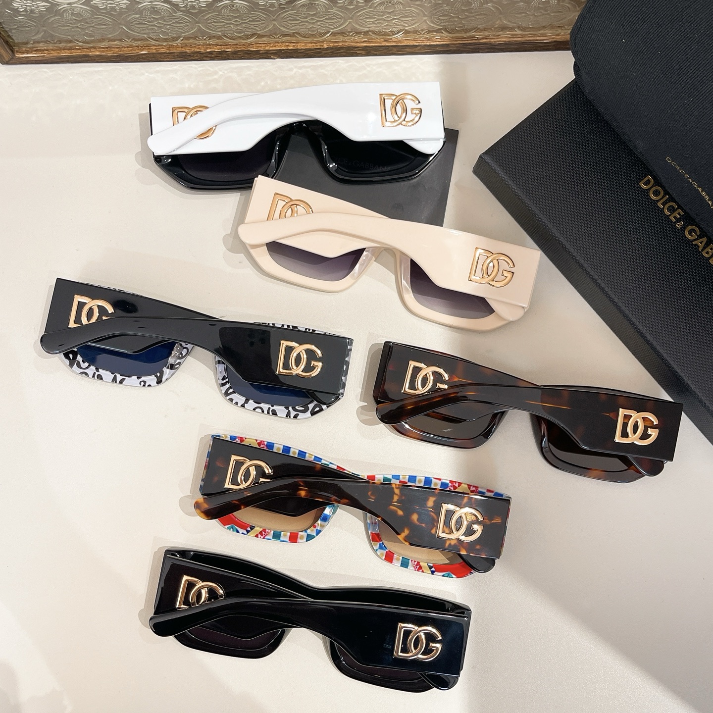 DOLCE & GABBAN*🌟🌟🌟MODEL：DG6676🌟🌟🌟SIZE53口22-142🌟🌟🌟