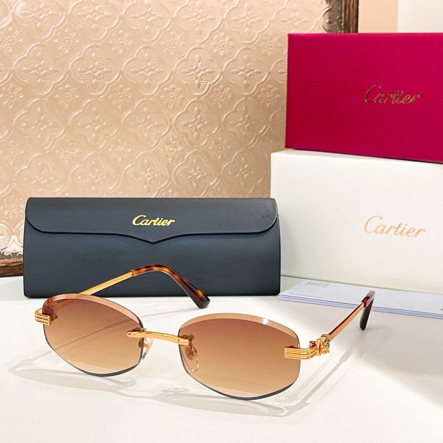 Cartie*✨✨✨MODEL：CT0650S  ✨✨✨SIZE 56口18-142✨✨✨ ，变色镜片～