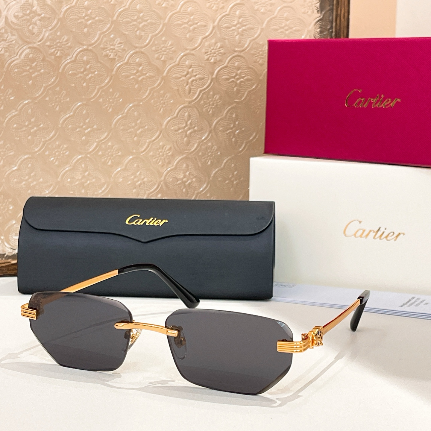 Cartie*✨✨✨MODEL：CT0651S  ✨✨✨SIZE 57口17-142✨✨✨ ，变色镜片～