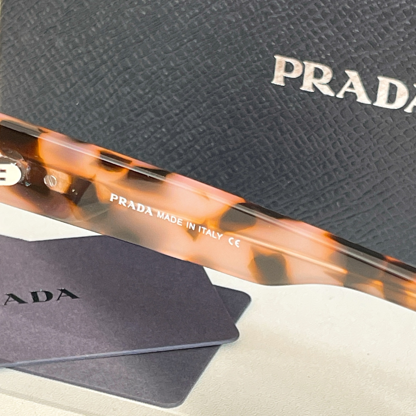 PRAD*⭐️⭐️⭐️MODELPRA 83-S⭐️⭐️⭐️SIZE：54口18-145⭐️⭐️⭐️ 