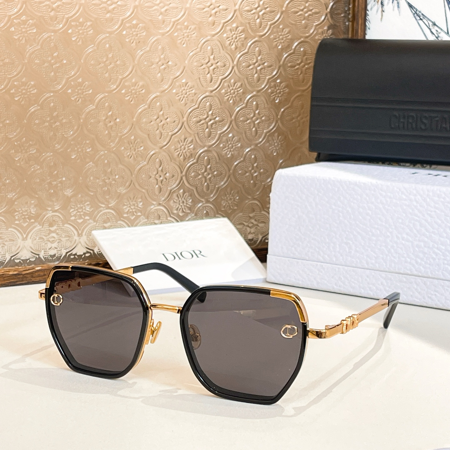 DIOR✨✨✨MODEL DiorObliPue D3U ✨✨✨SIZE：56口19-145✨✨～