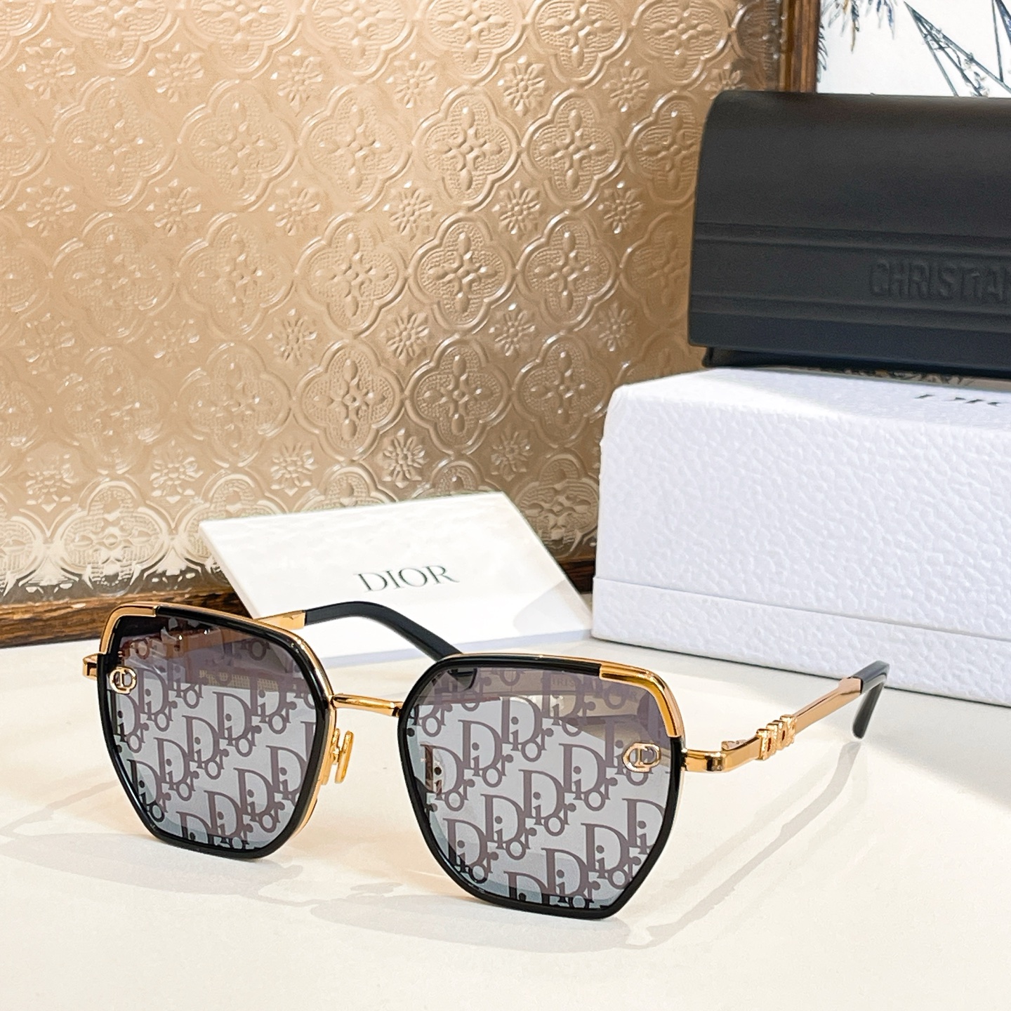 DIOR✨✨✨MODEL DiorObliPue D3U ✨✨✨SIZE：56口19-145✨✨～