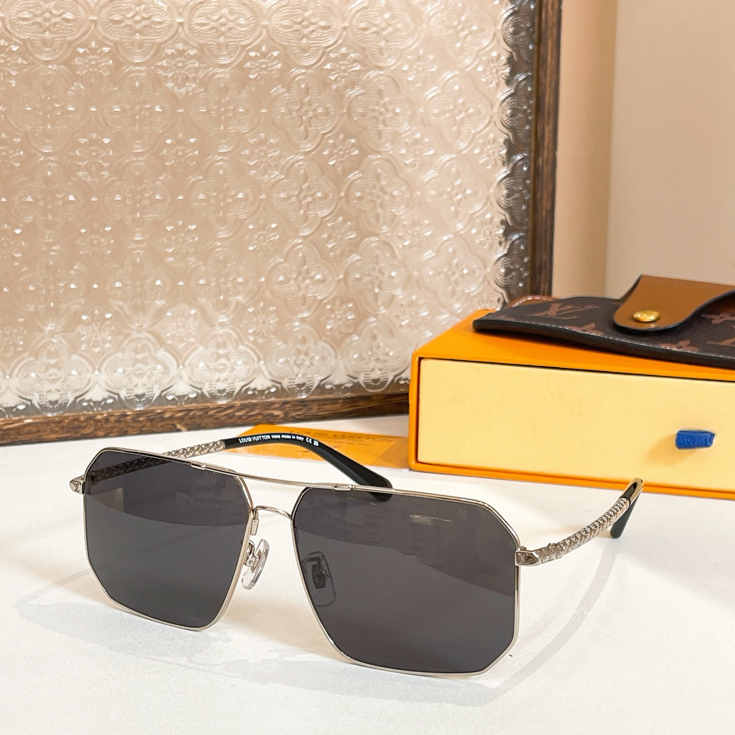 LOUIS VUITTO*🌟🌟🌟MODEL：Z1320 🌟🌟🌟SIZE：57口16-145🌟🌟～