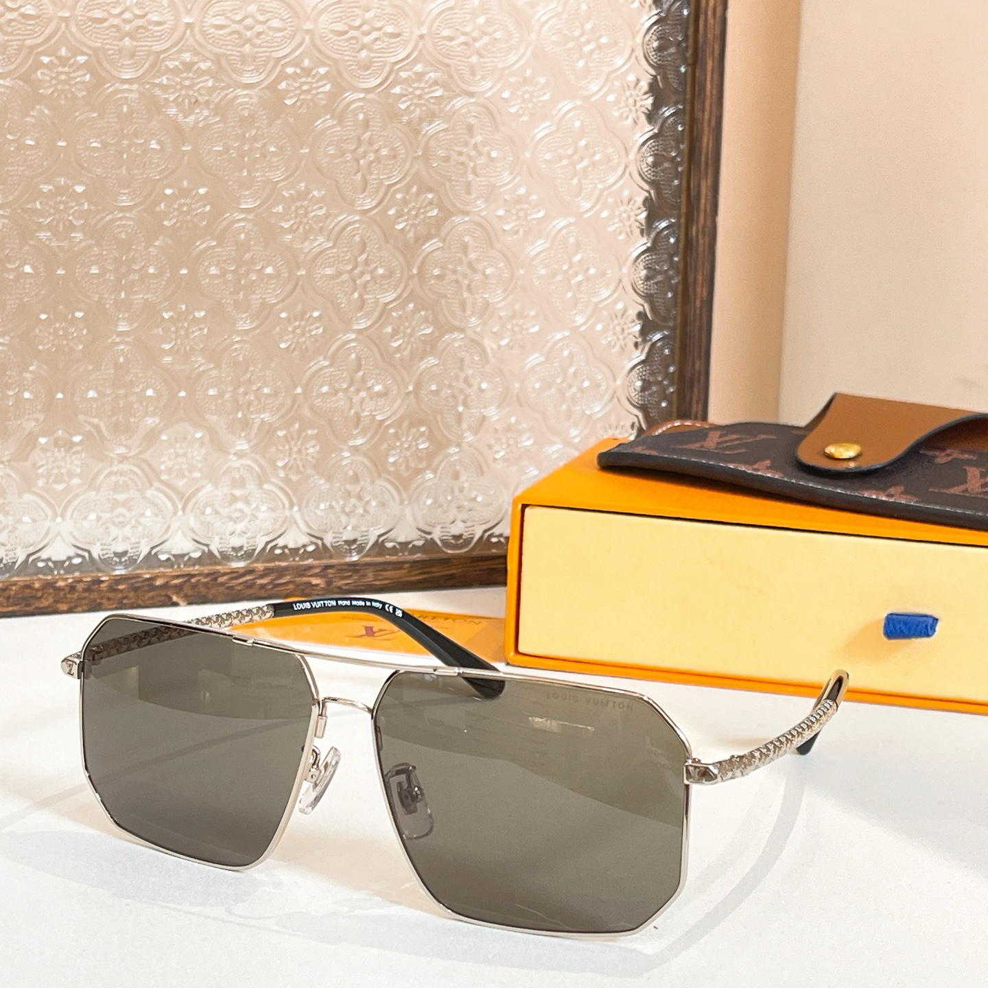 LOUIS VUITTO*🌟🌟🌟MODEL：Z1320 🌟🌟🌟SIZE：57口16-145🌟🌟～