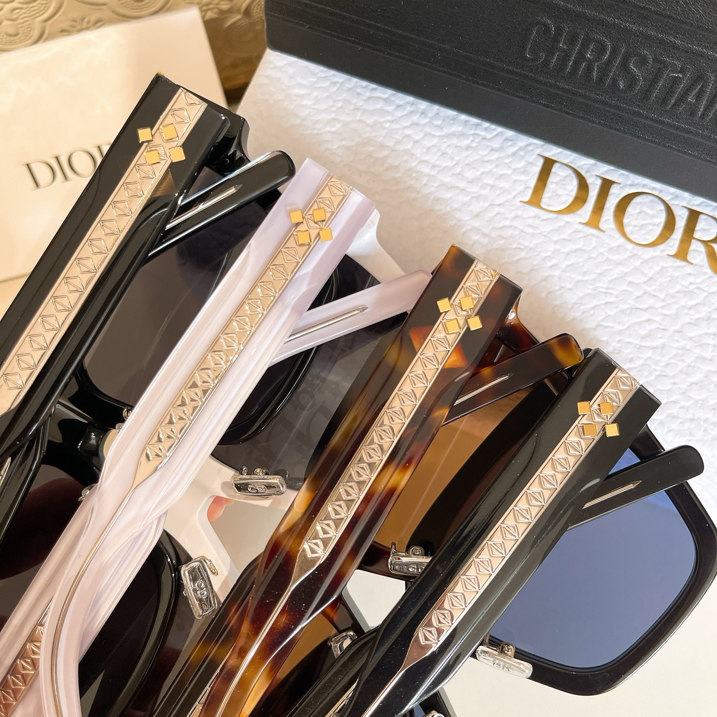 DIOR✨✨✨MODEL CD DIAMOND S3F ✨✨✨SIZE：56口19-145✨✨～