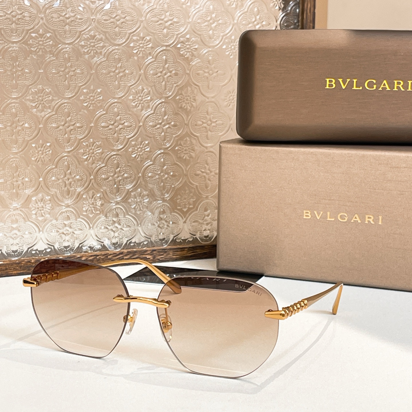 Bvlgari 宝格丽墨镜