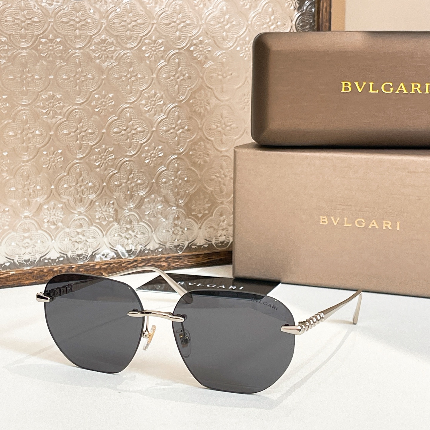 Bvlgari 宝格丽墨镜