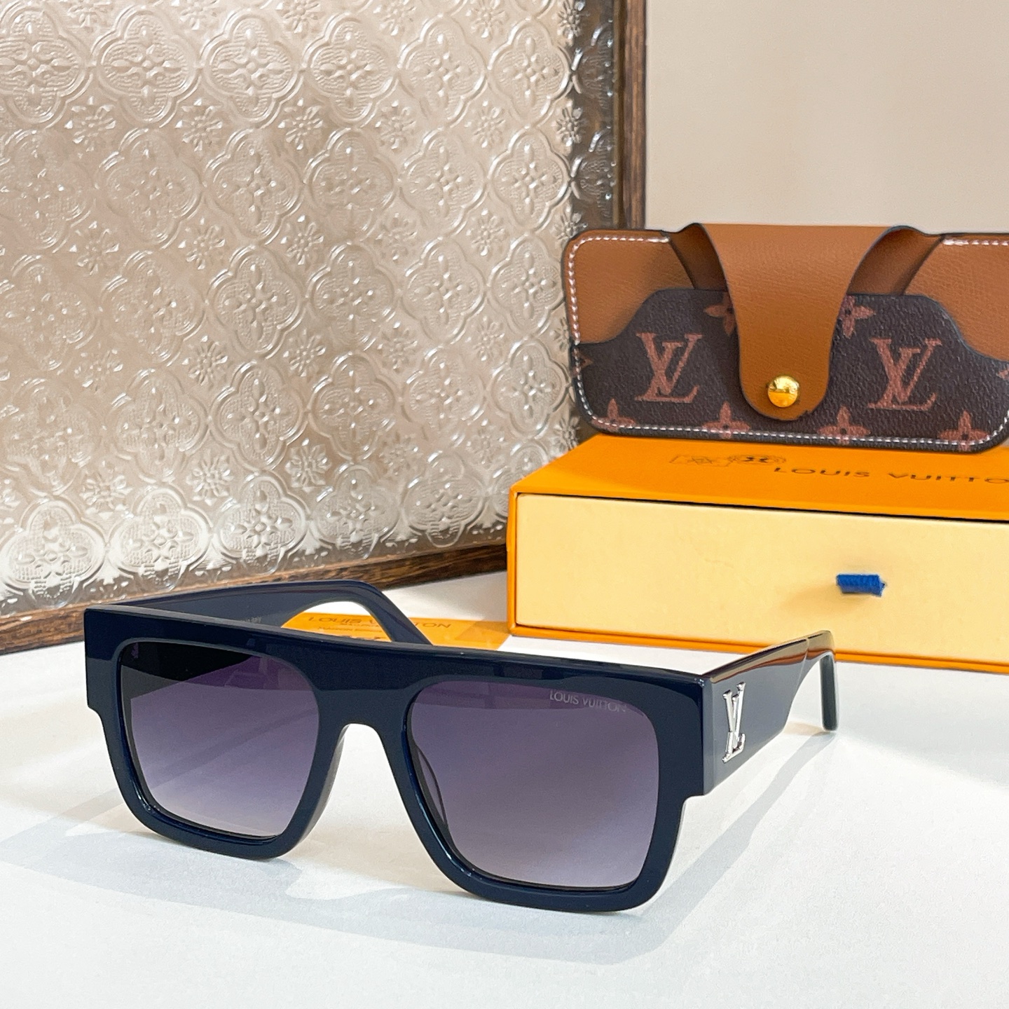 LOUIS VUITTO*🌟🌟🌟MODEL：Z2125E🌟🌟🌟SIZE：51口20-145🌟🌟