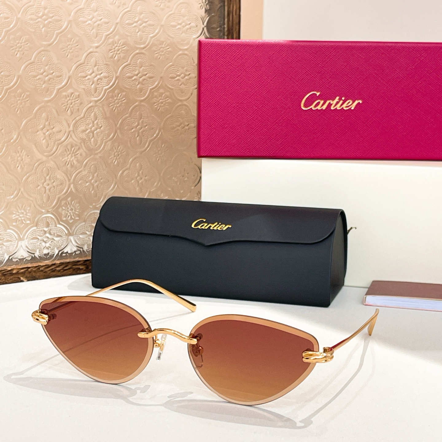 Cartie*✨✨✨MODEL：CT0567S ✨✨✨SIZE：59口17-140✨✨，变色镜片