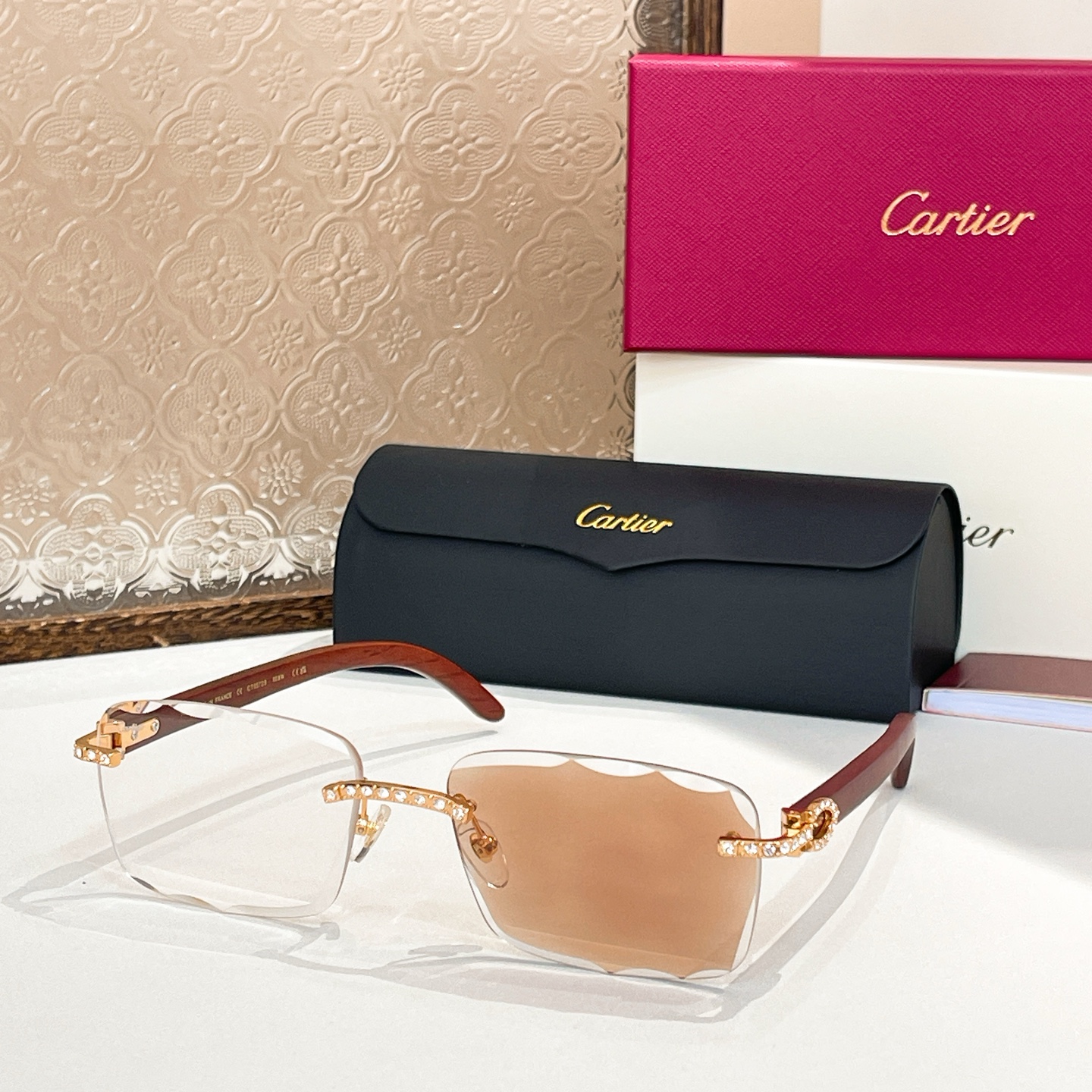 Cartie*✨✨✨MODEL：CT0572S ✨✨✨SIZE：60口18-143✨✨，变色镜片