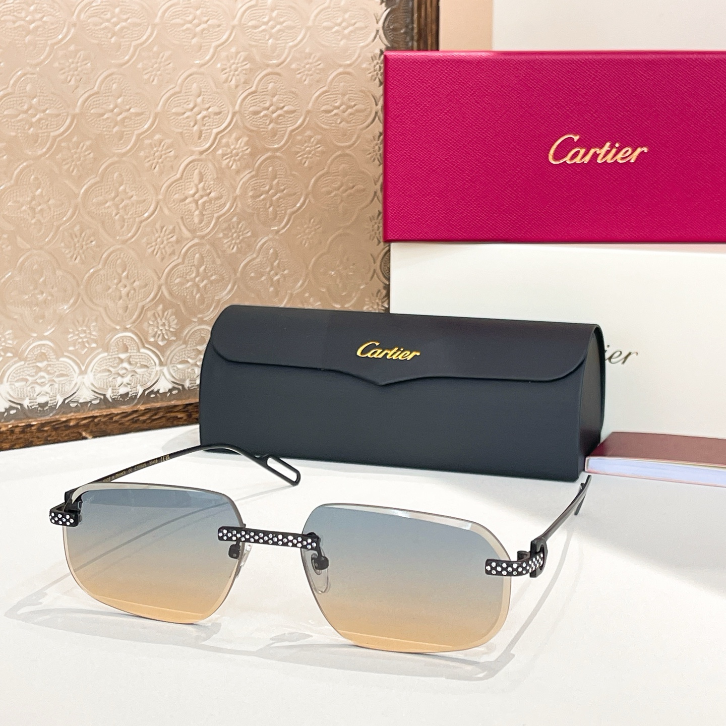 Cartie*✨✨✨MODEL：CT0562S ✨✨✨SIZE：59口17-143✨✨，变色镜片