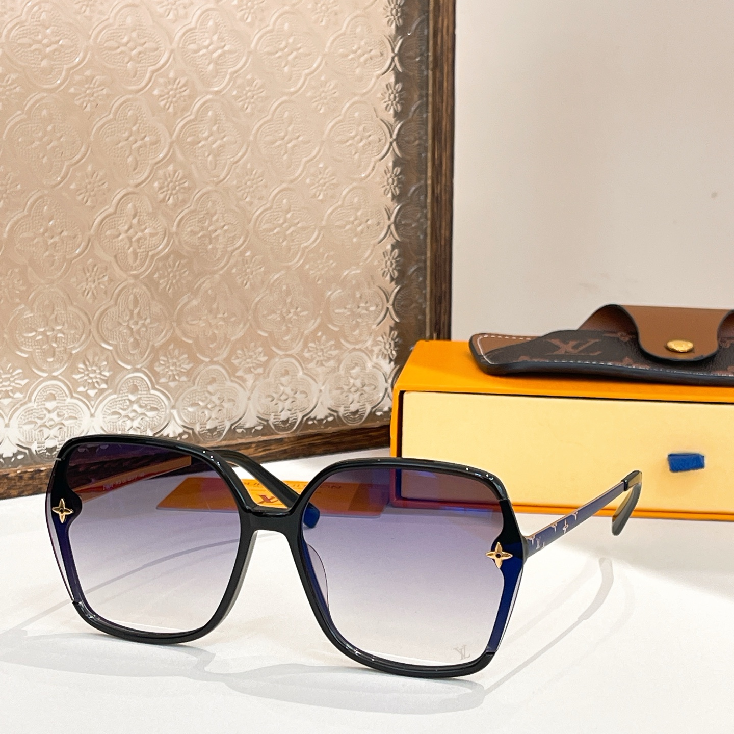 LOUIS VUITTO*🌟🌟🌟MODEL：Z1668E🌟🌟🌟SIZE：62口17-140🌟🌟