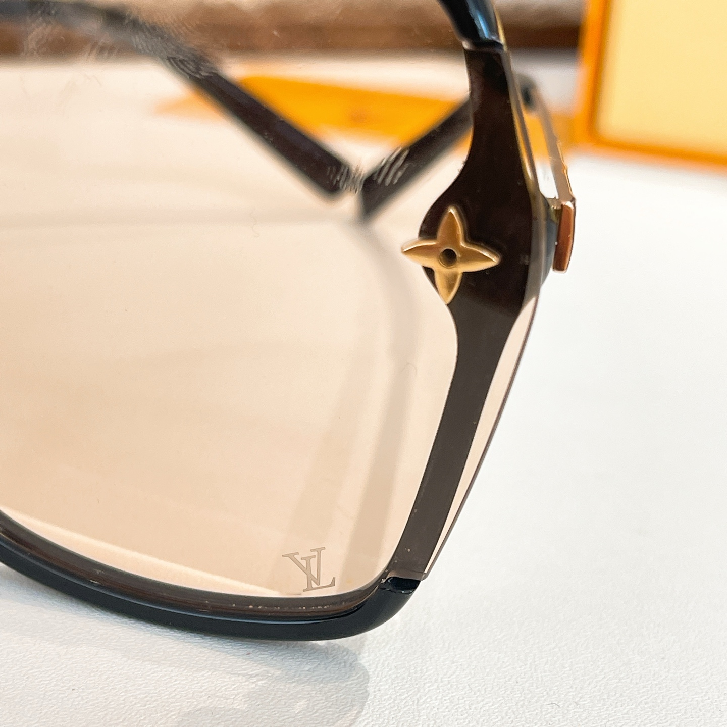 LOUIS VUITTO*🌟🌟🌟MODEL：Z1668E🌟🌟🌟SIZE：62口17-140🌟🌟