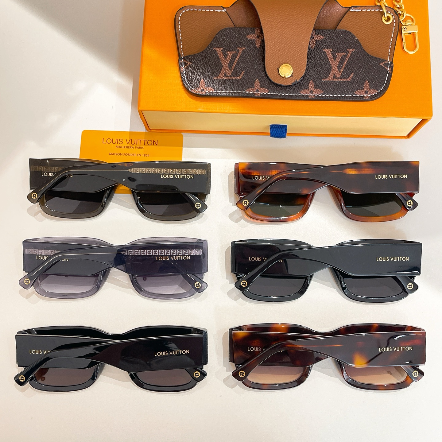 LOUIS VUITTO*🌟🌟🌟MODEL：Z1971🌟🌟🌟SIZE：52口22-145🌟🌟