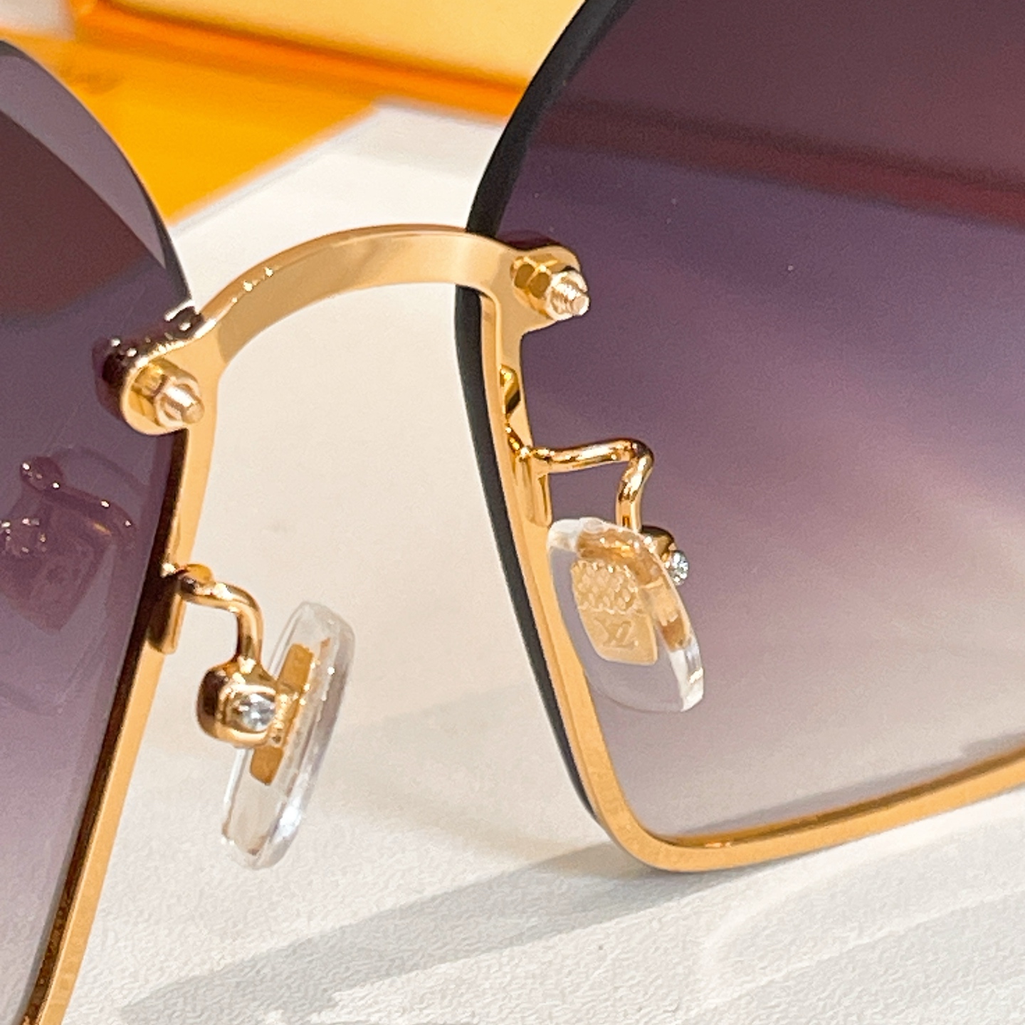 Louis Vuitton LOUIS VUITTON太阳眼镜