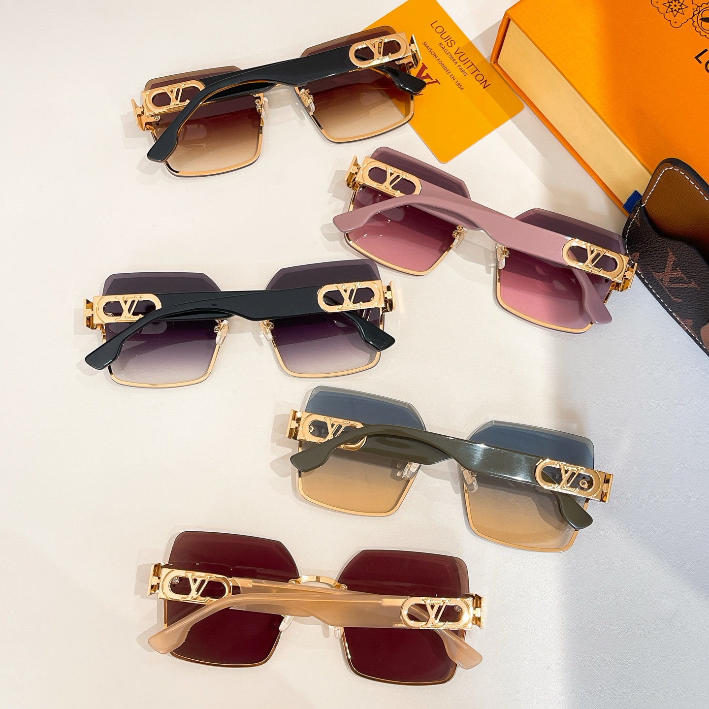 Louis Vuitton LOUIS VUITTON太阳眼镜