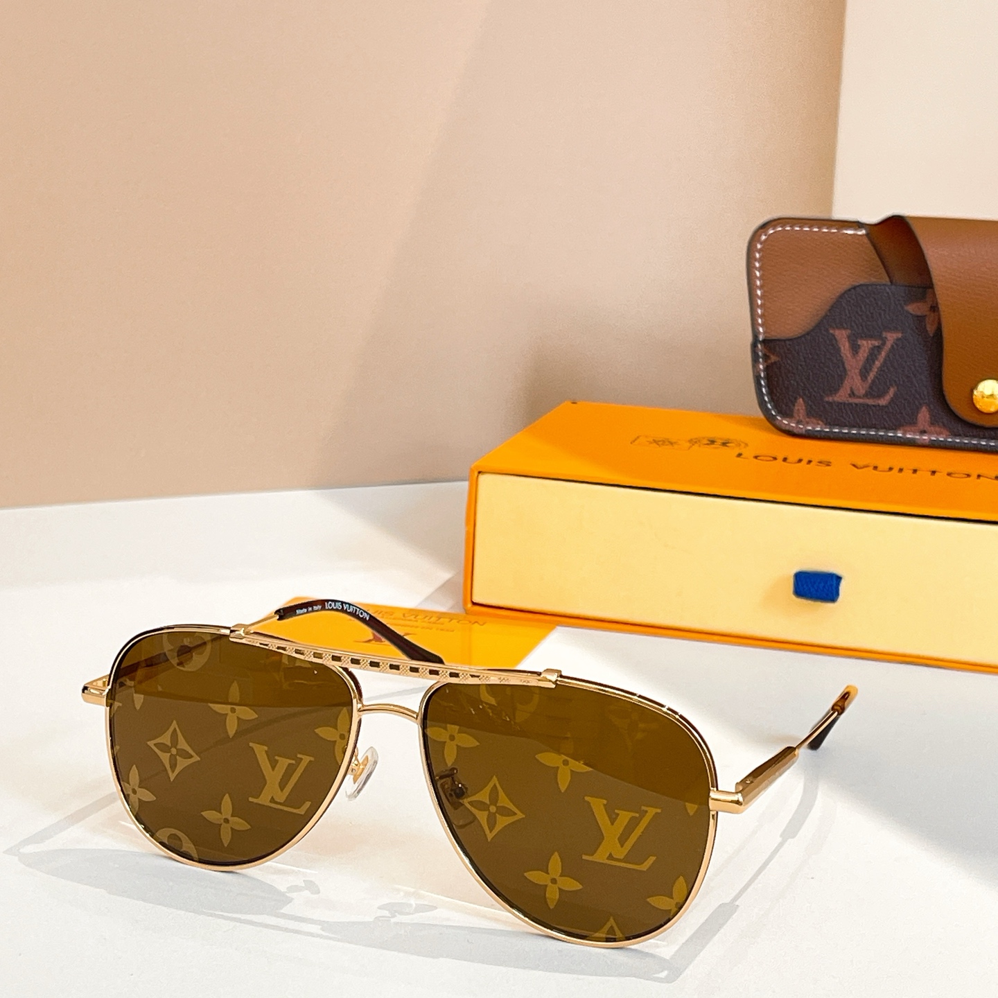LOUIS VUITTO*✨✨✨MODEL：Z40190W ✨✨✨ SIZE：53口22-145✨✨✨