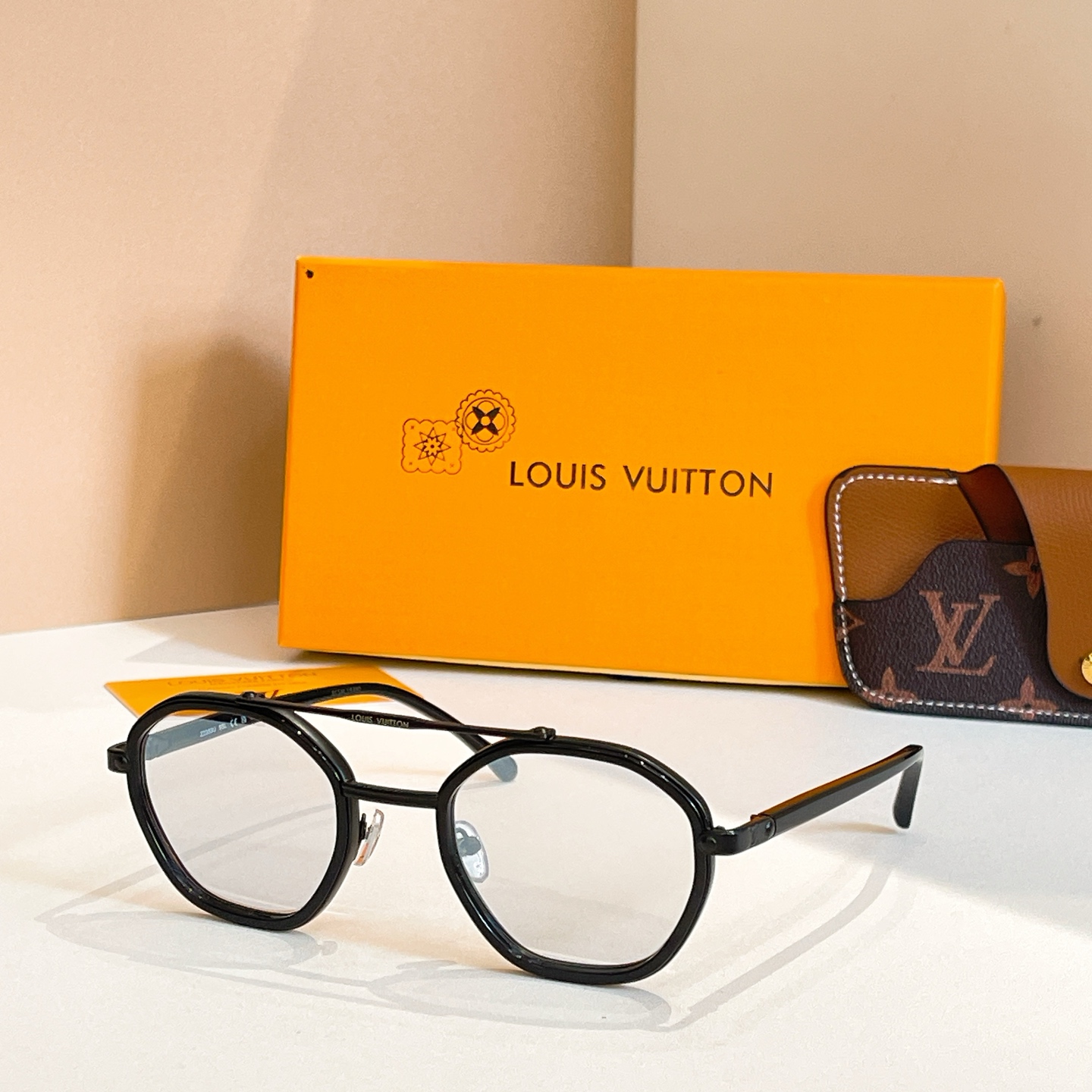 LOUIS VUITTO*✨✨✨MODEL：Z2356U ✨✨✨ SIZE：53口22-145✨✨✨