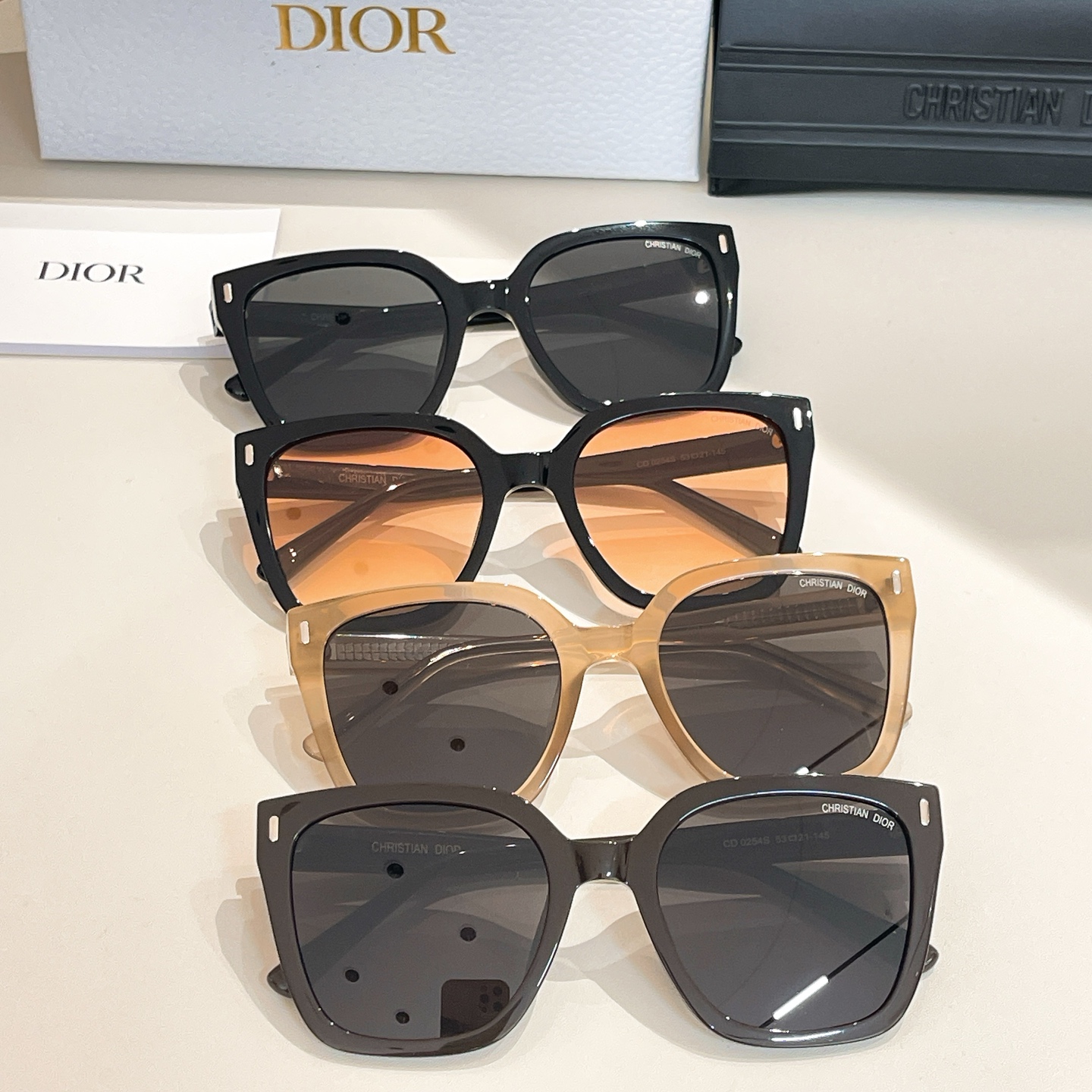 DIOR✨✨✨MODEL CD 0254S✨✨✨SIZE：53口21-145✨✨✨ 