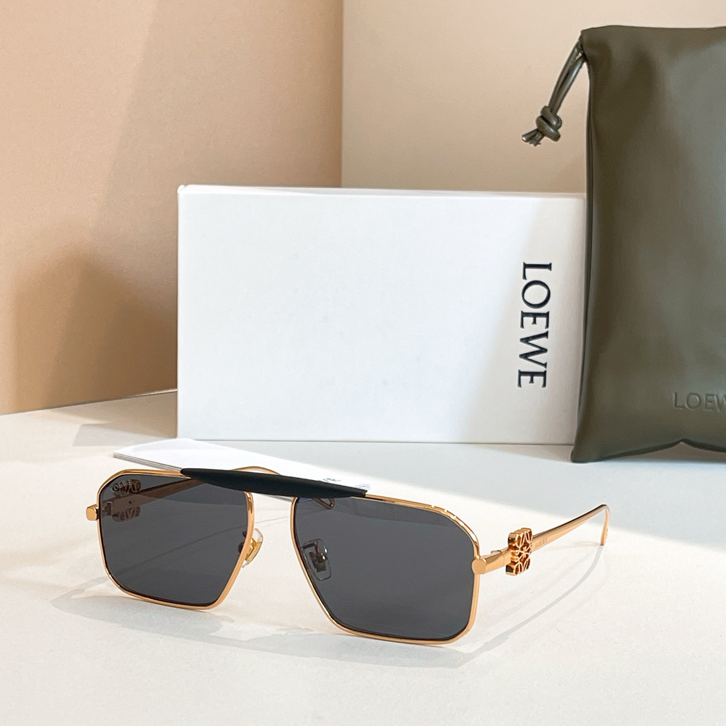 LOEWE🌟🌟🌟MODEL：LW5115S 🌟🌟🌟SIZE：61口8-143🌟🌟🌟