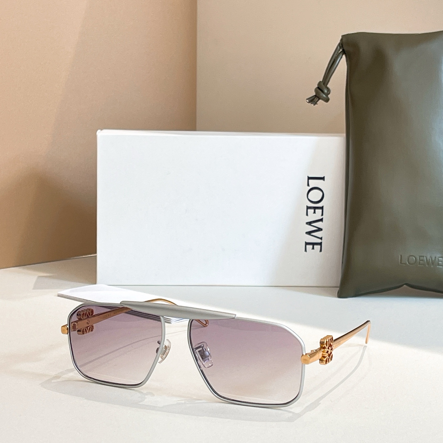 LOEWE🌟🌟🌟MODEL：LW5115S 🌟🌟🌟SIZE：61口8-143🌟🌟🌟