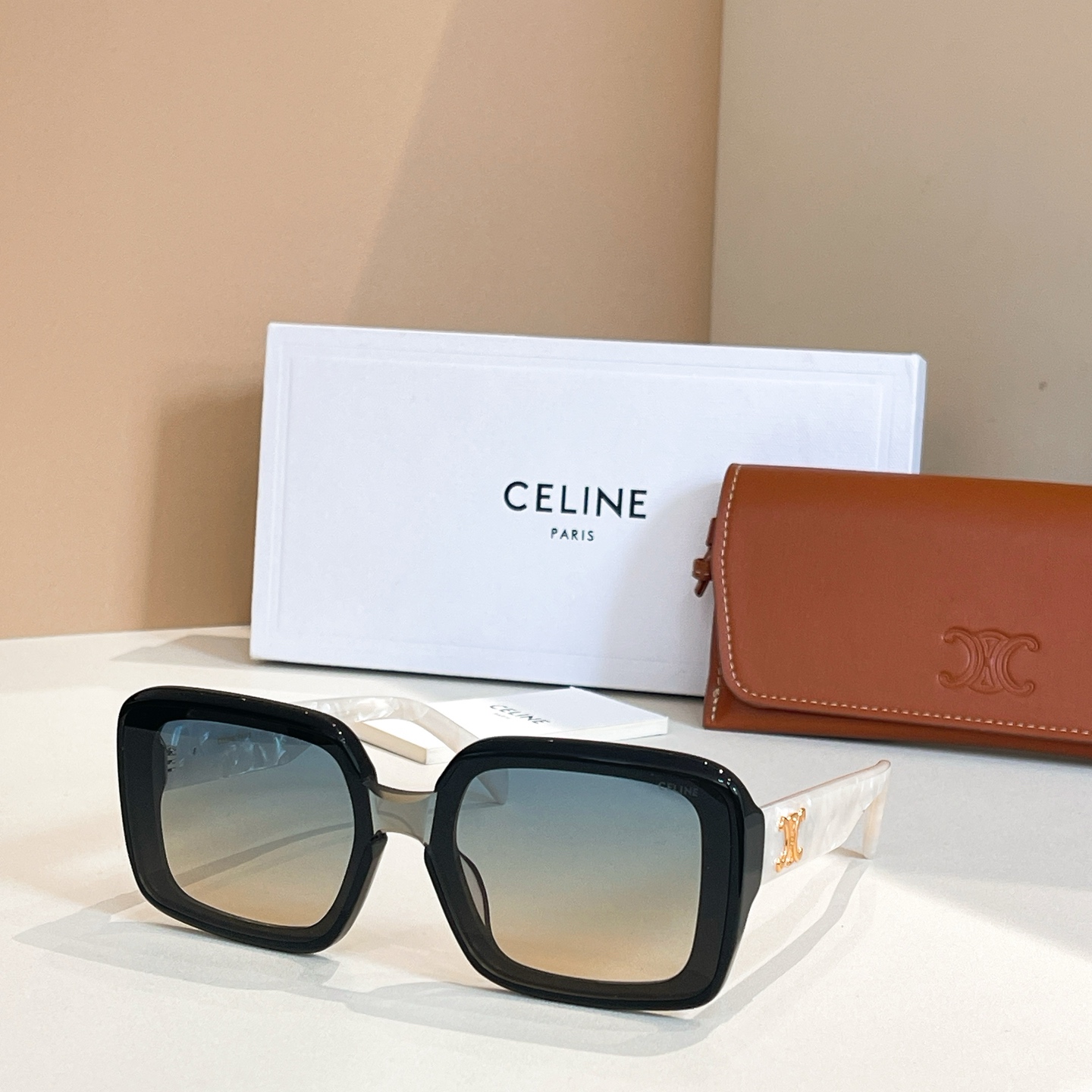 CELIN*🌟🌟🌟MODELCL42126U 🌟🌟🌟SIZE54口18-135🌟🌟🌟～