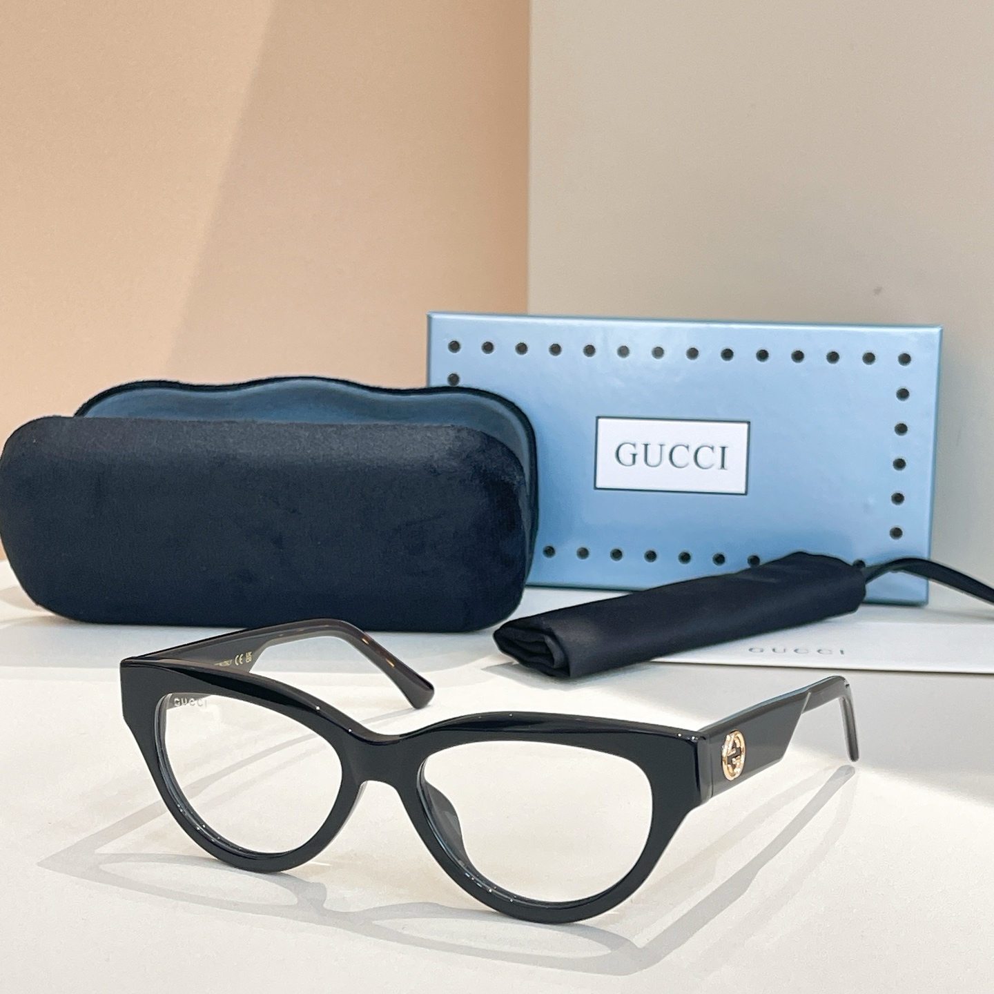 GUCC*🐝🐝🐝MODEL：GG1665O 🐝🐝SIZE：60口15-145n🐝🐝🐝～
